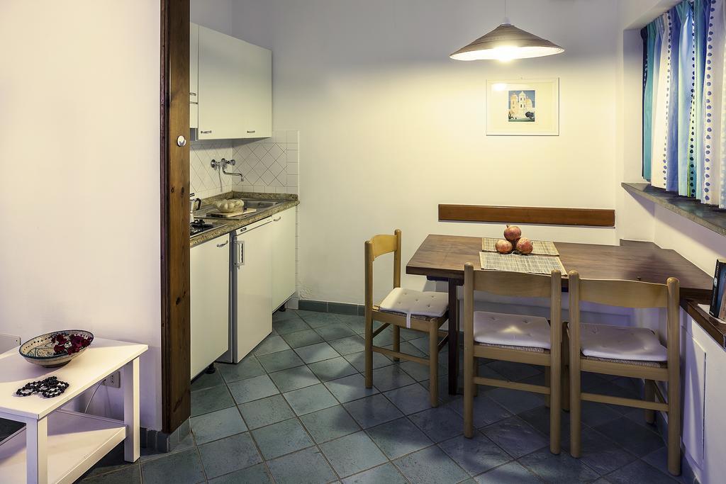 Appartamenti Le Pleiadi - Sant'Angelo D'Ischia Habitación foto